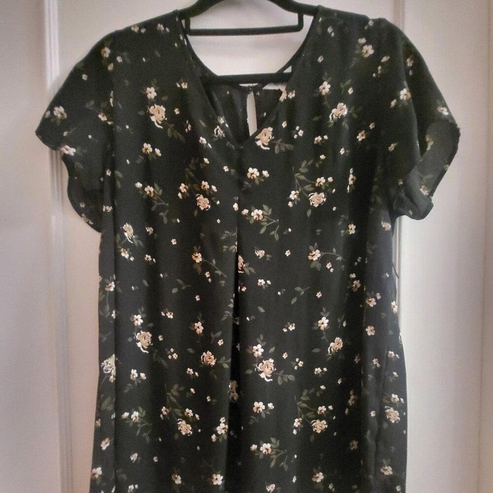 Thyme Maternity Black Floral Ditsy Print Blouse - Size Large